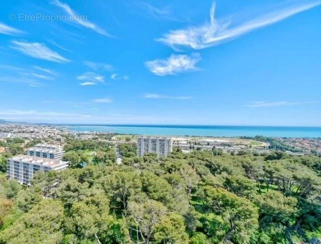 Appartement à CAGNES-SUR-MER