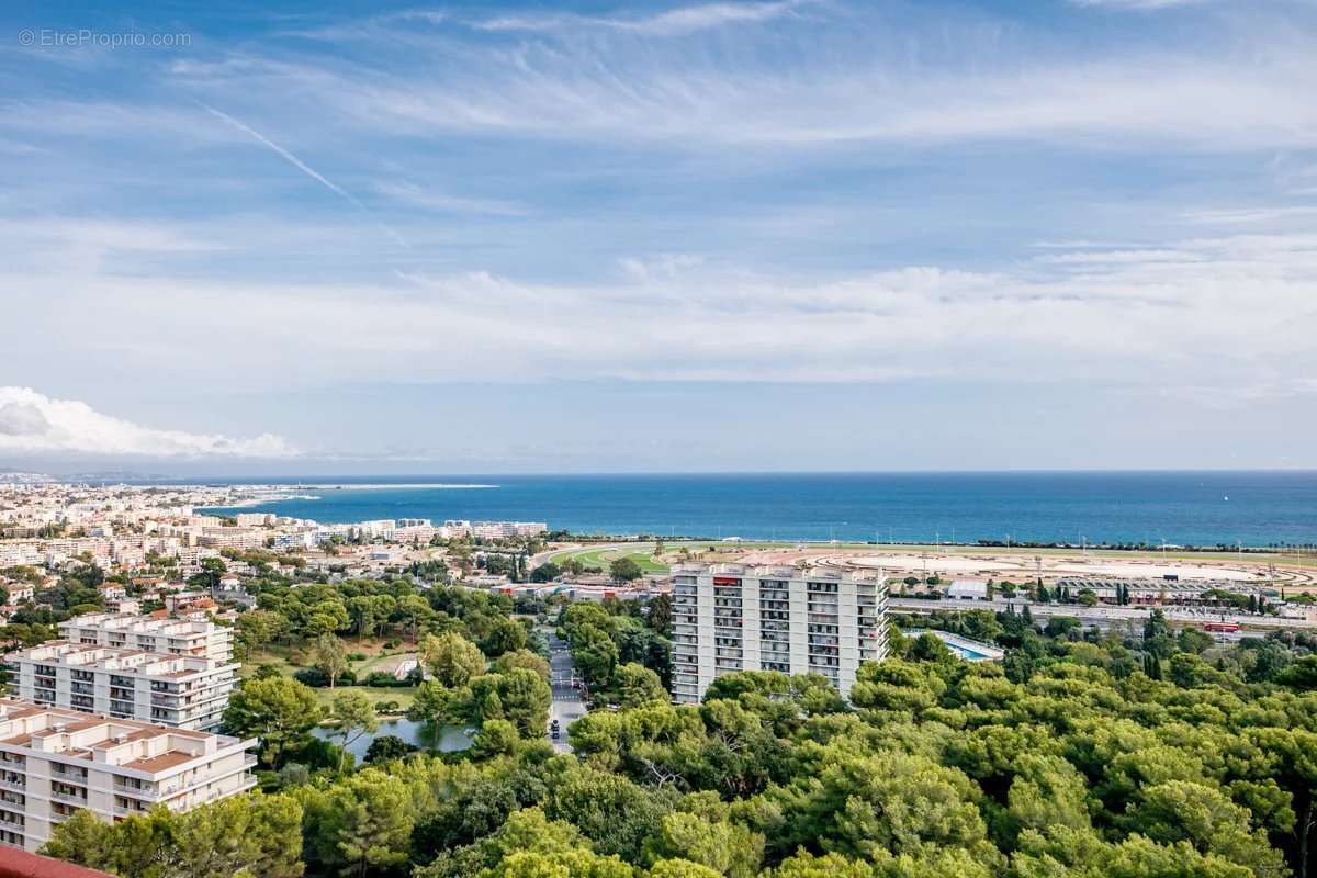 Appartement à CAGNES-SUR-MER