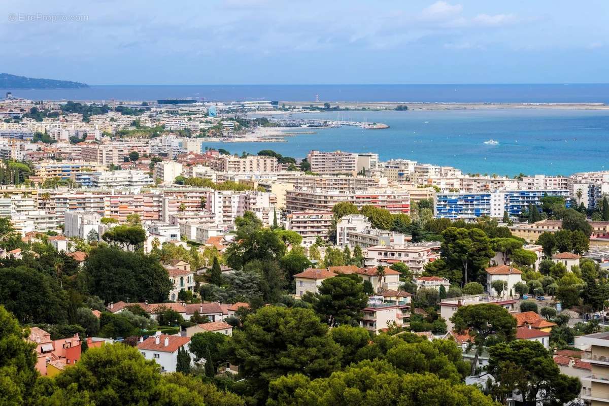 Appartement à CAGNES-SUR-MER