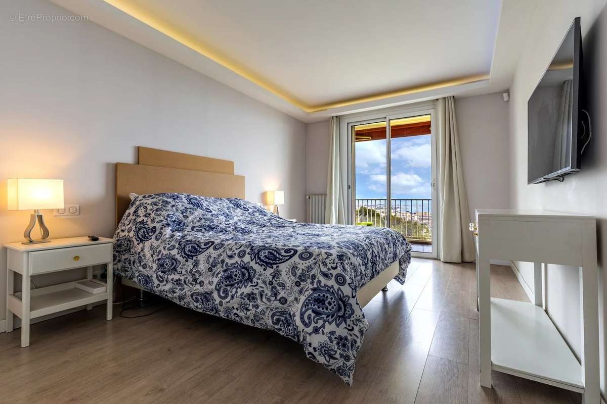 Appartement à CAGNES-SUR-MER