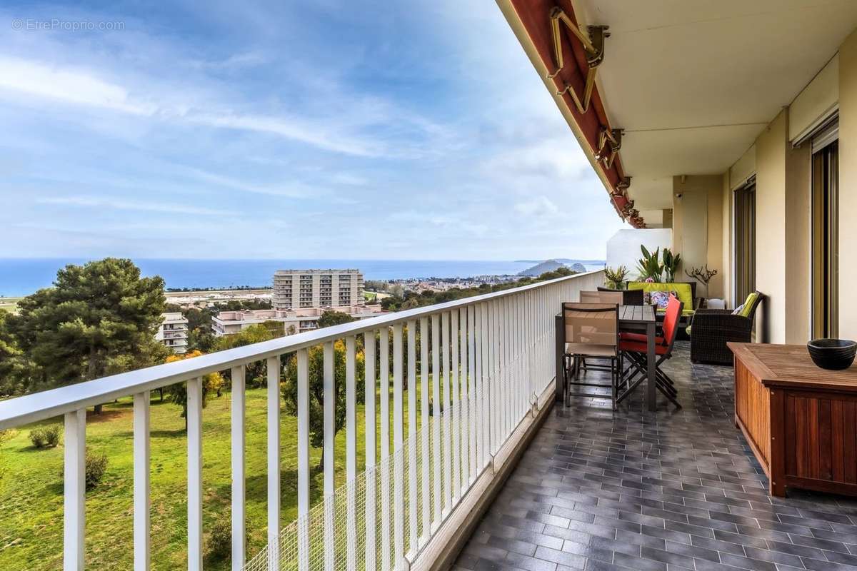 Appartement à CAGNES-SUR-MER