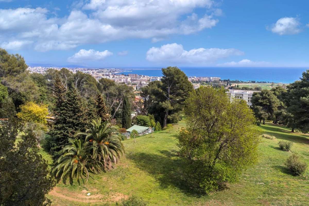 Appartement à CAGNES-SUR-MER