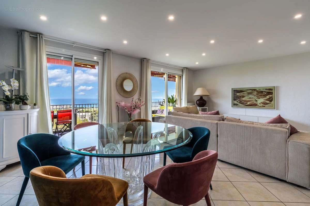 Appartement à CAGNES-SUR-MER