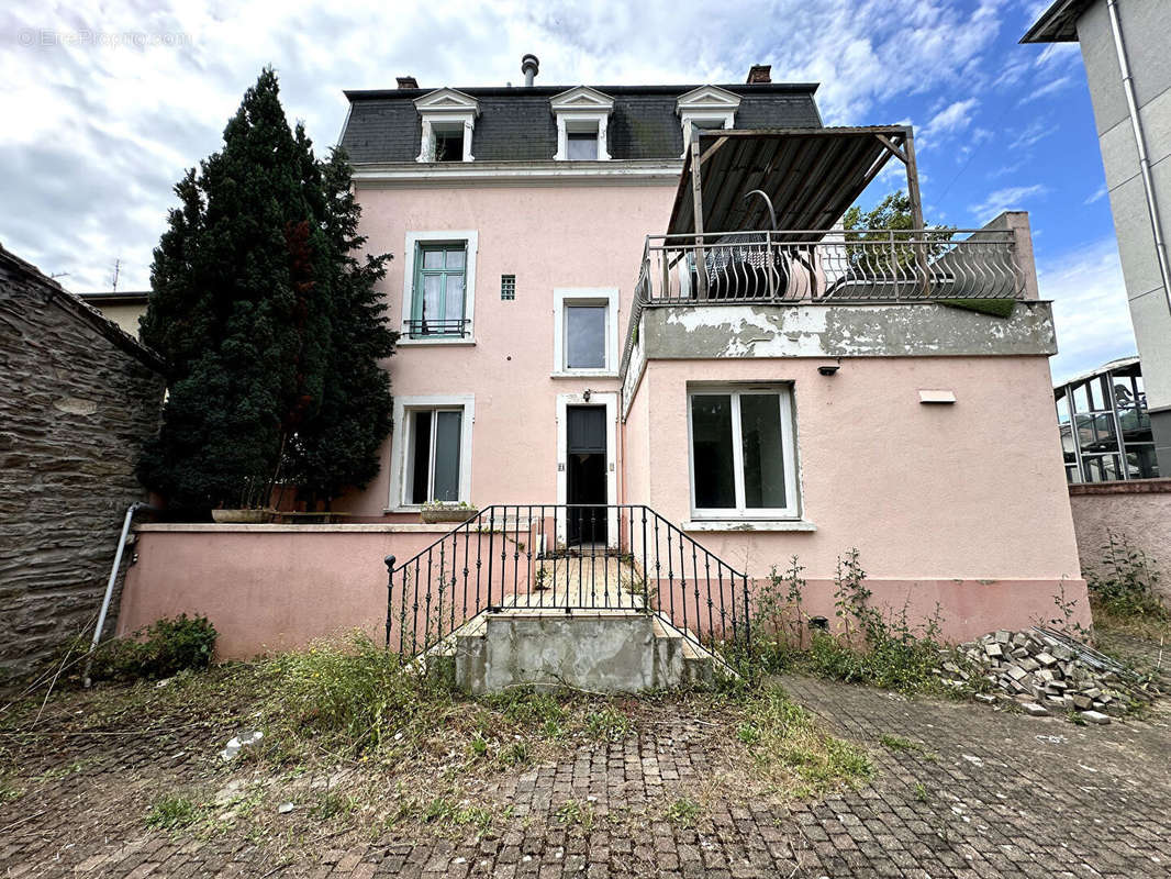 Appartement à GIVORS