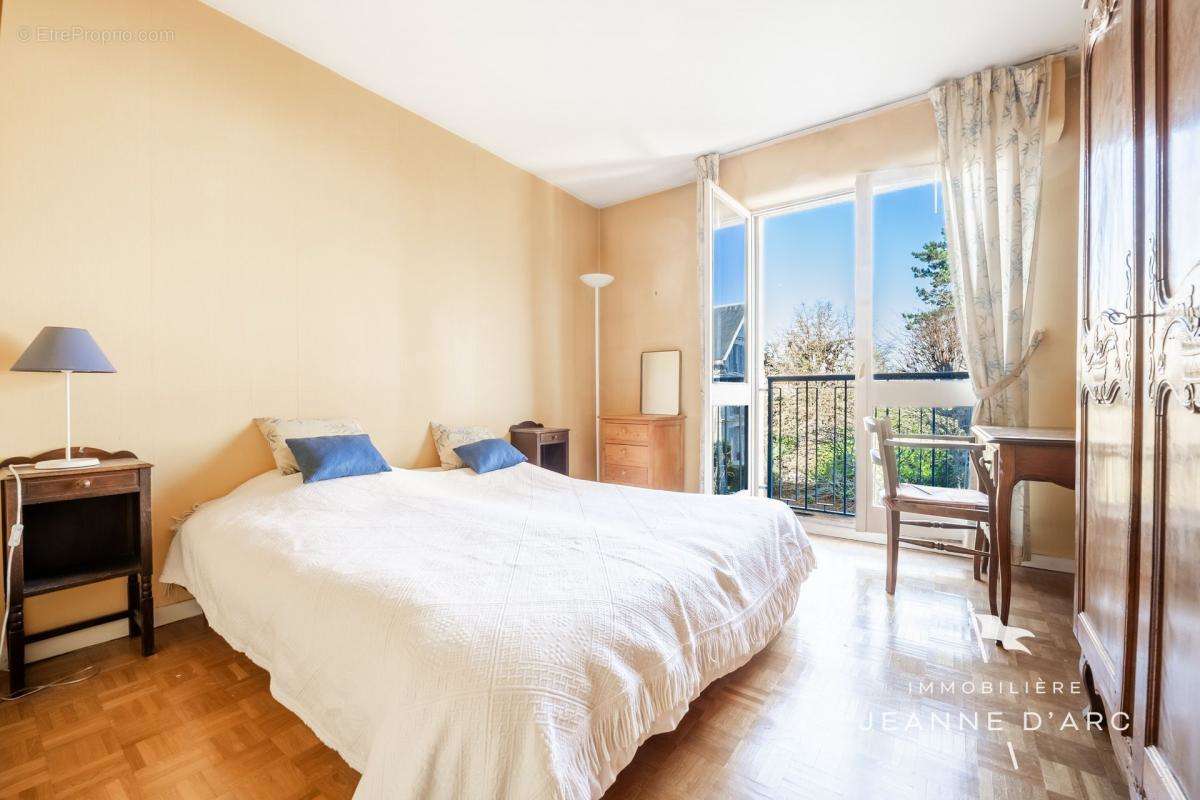 Appartement à VERSAILLES