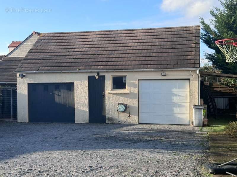 Maison à FRENEUSE