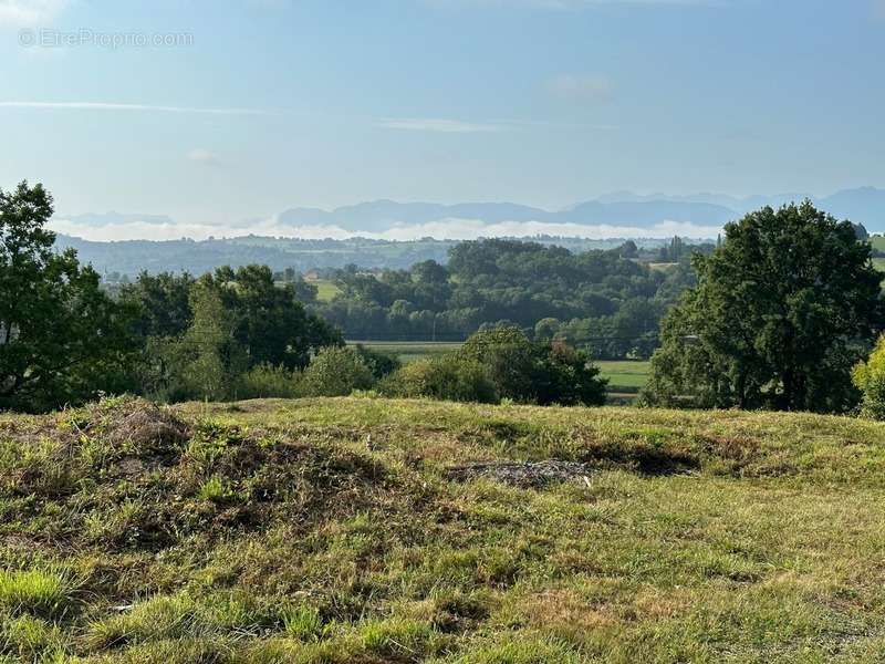 Terrain à TARBES