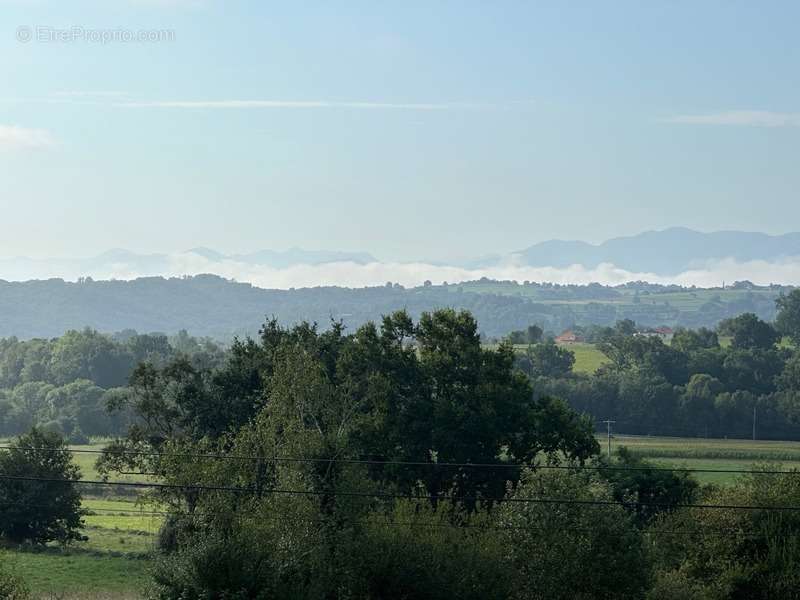 Terrain à TARBES