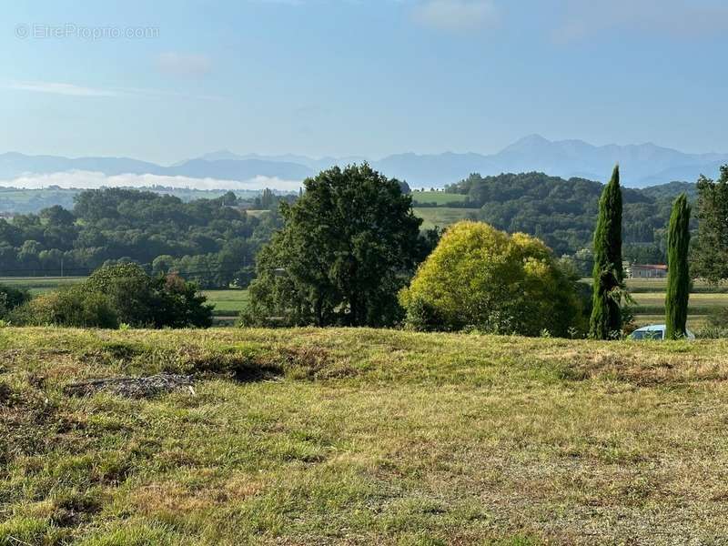 Terrain à TARBES