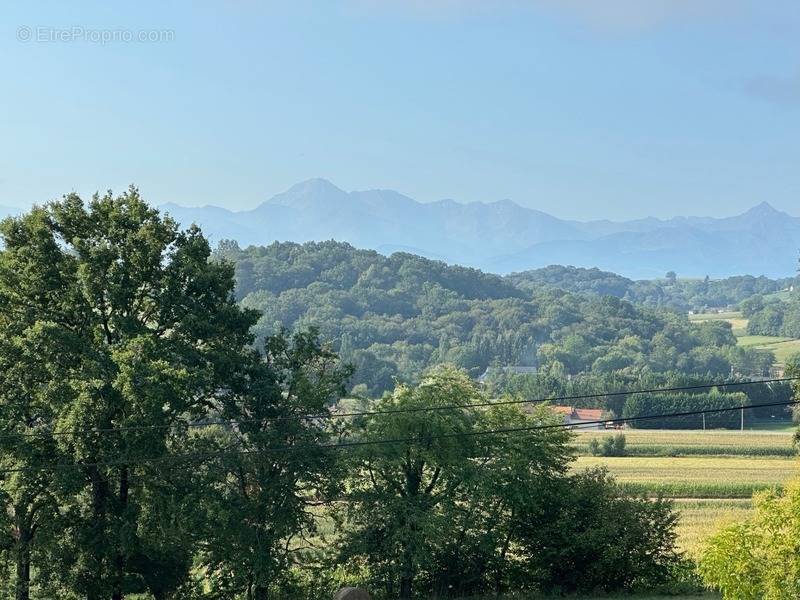 Terrain à TARBES