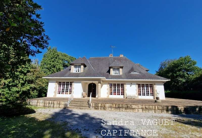 Maison à PONTIVY