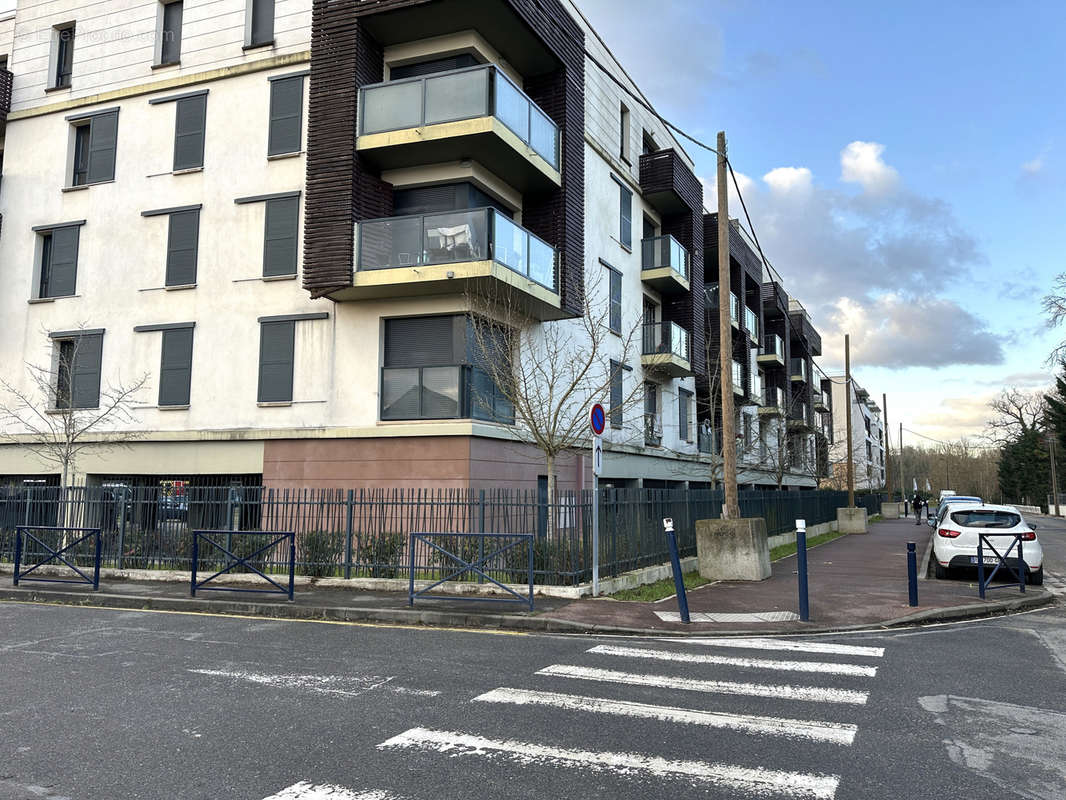 Appartement à DAMMARIE-LES-LYS