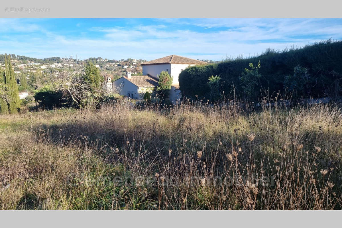 Terrain à LA COLLE-SUR-LOUP