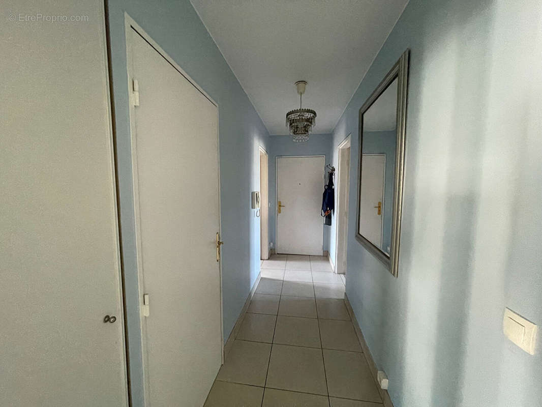 Appartement à AUBERVILLIERS