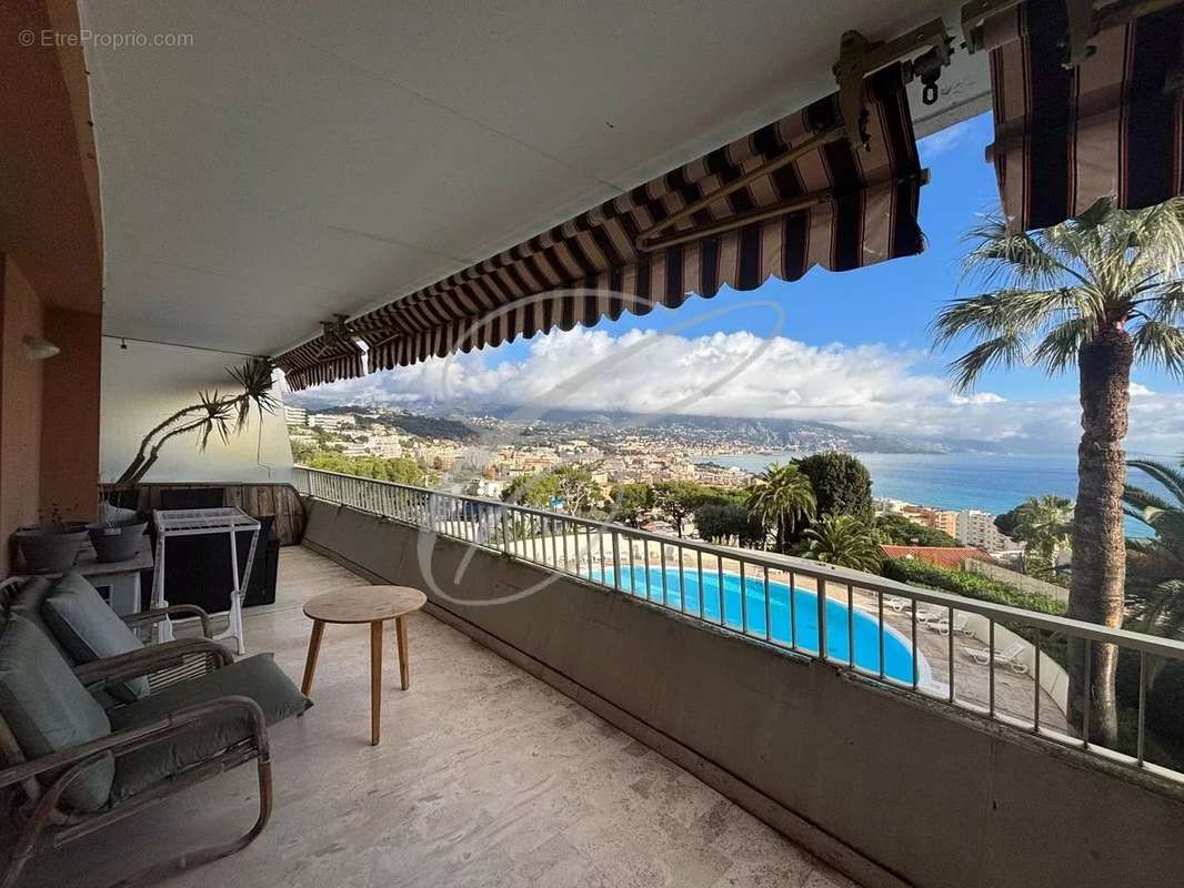 Appartement à ROQUEBRUNE-CAP-MARTIN