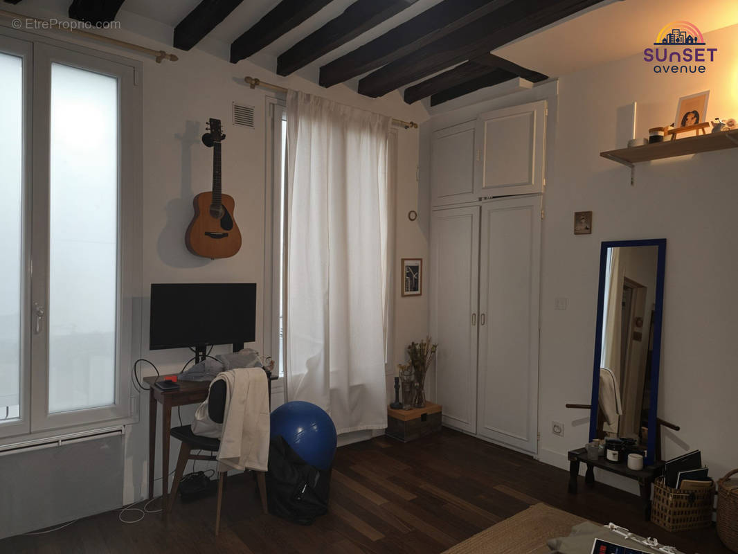 Appartement à PARIS-11E