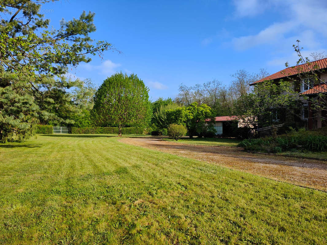 Maison à EPINOUZE