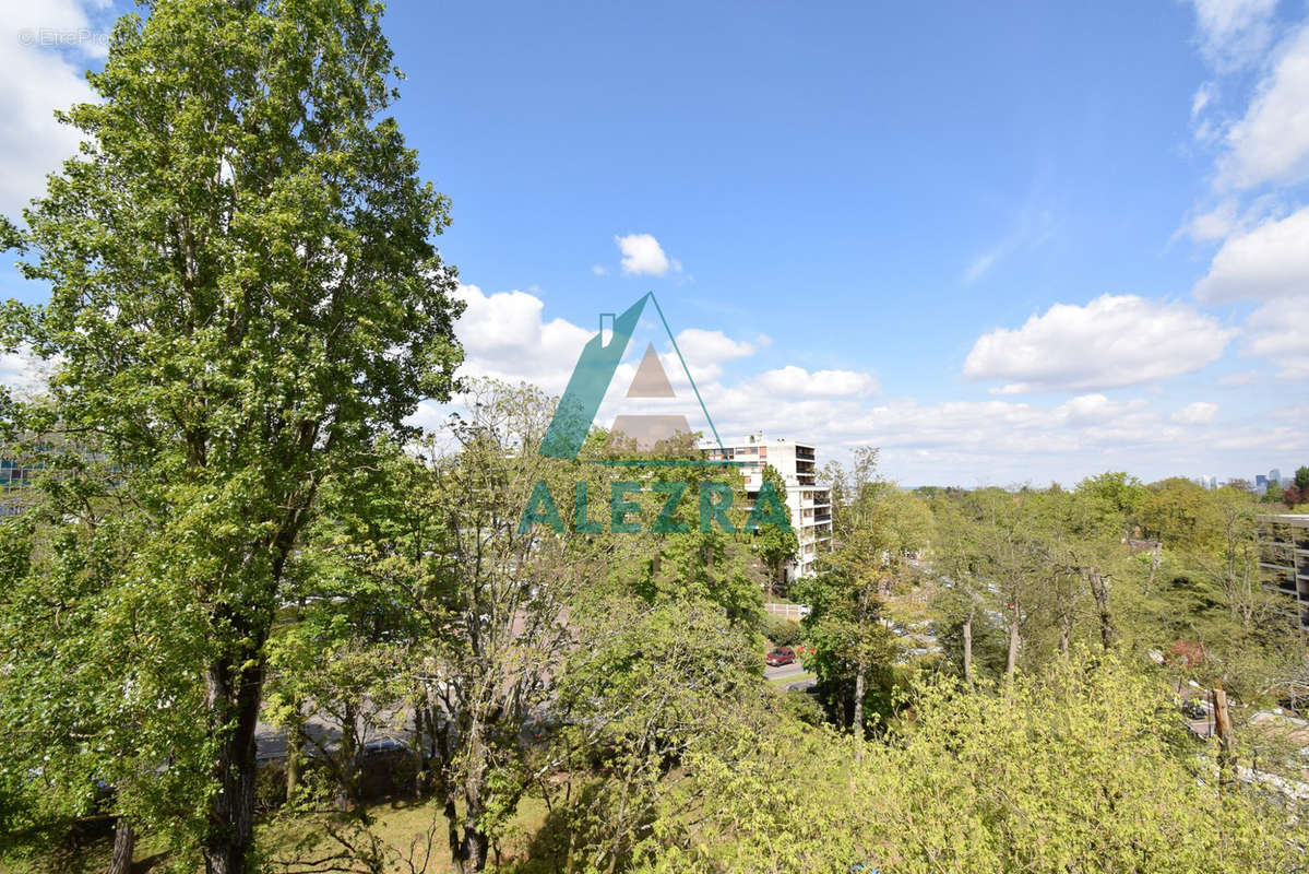 Appartement à LA CELLE-SAINT-CLOUD