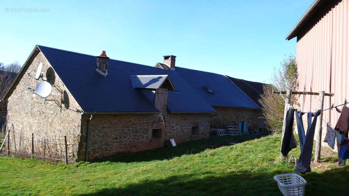 Maison à SUSSAC