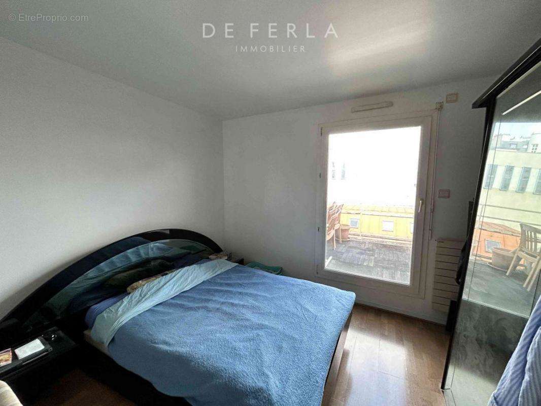 Appartement à PARIS-15E