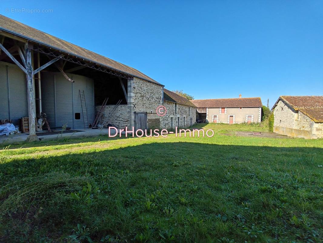 Maison à ANTOGNY-LE-TILLAC