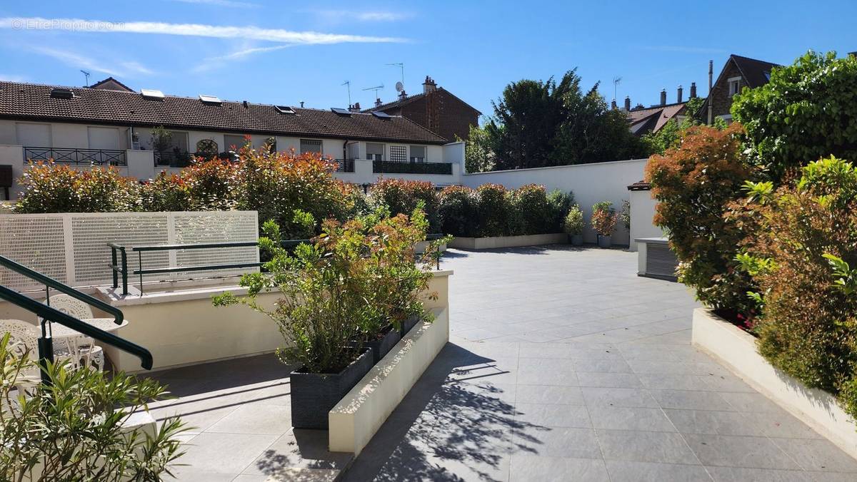 Appartement à MAISONS-ALFORT