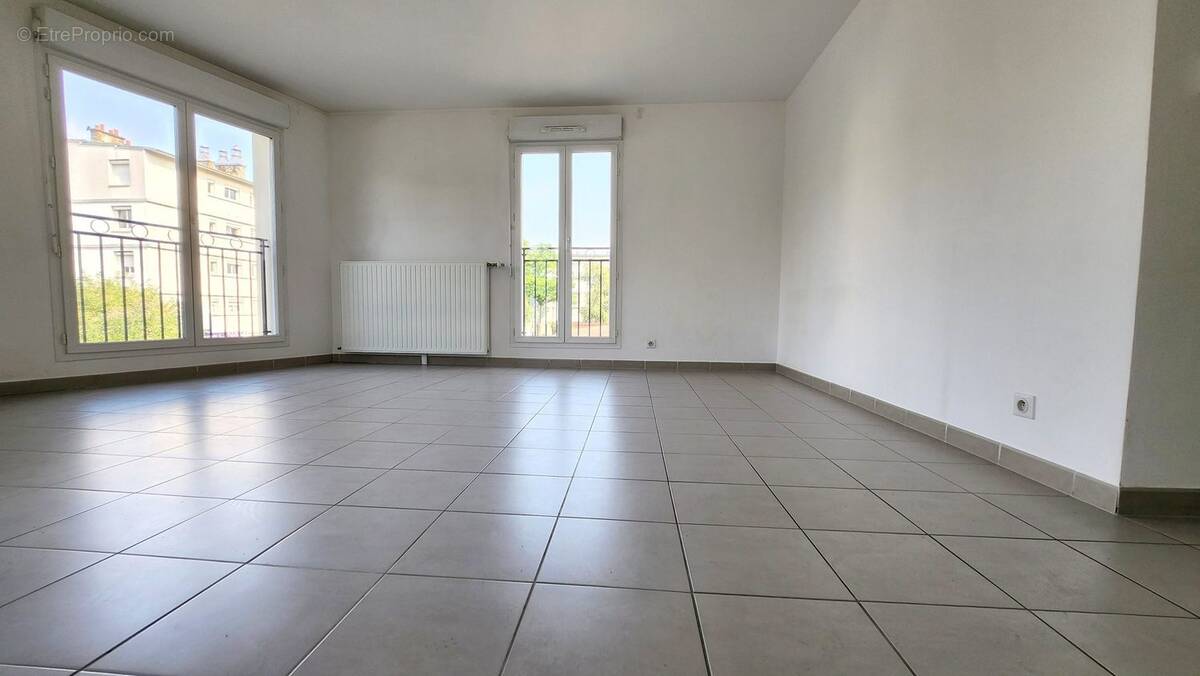 Appartement à MAISONS-ALFORT