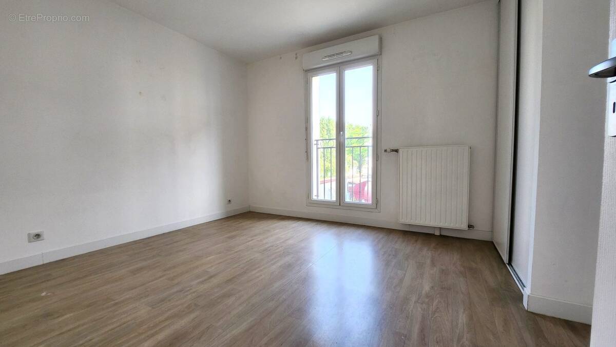 Appartement à MAISONS-ALFORT