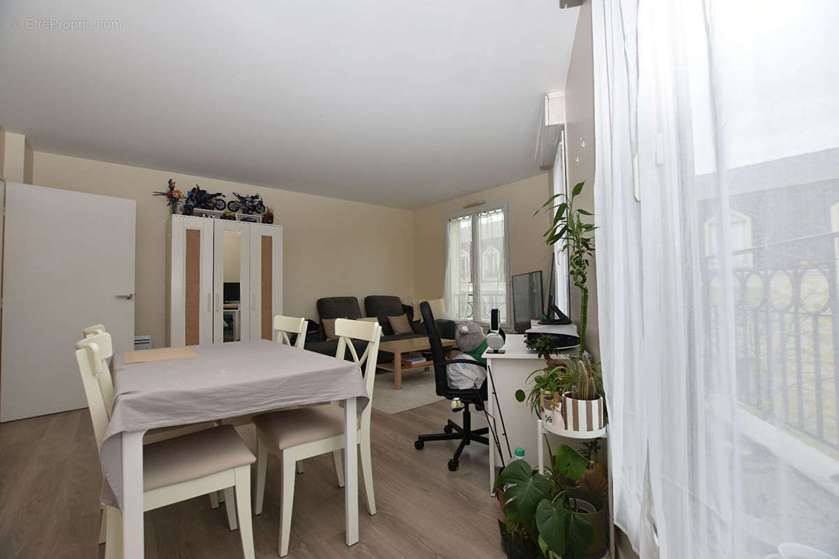 Appartement à RUEIL-MALMAISON