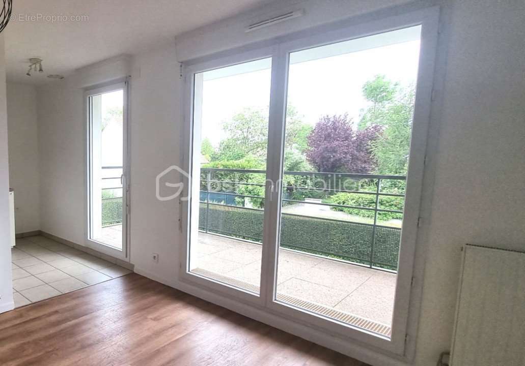 Appartement à EPINAY-SUR-ORGE