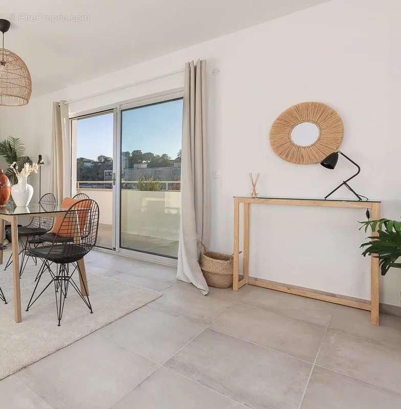 Appartement à CAGNES-SUR-MER