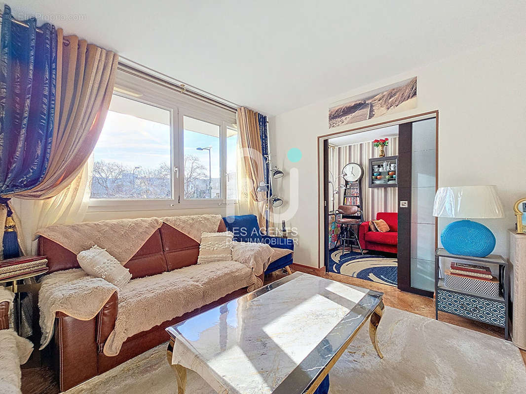 Appartement à ASNIERES-SUR-SEINE