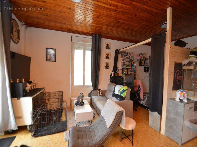 Appartement à CASTELNAU-D&#039;AUZAN