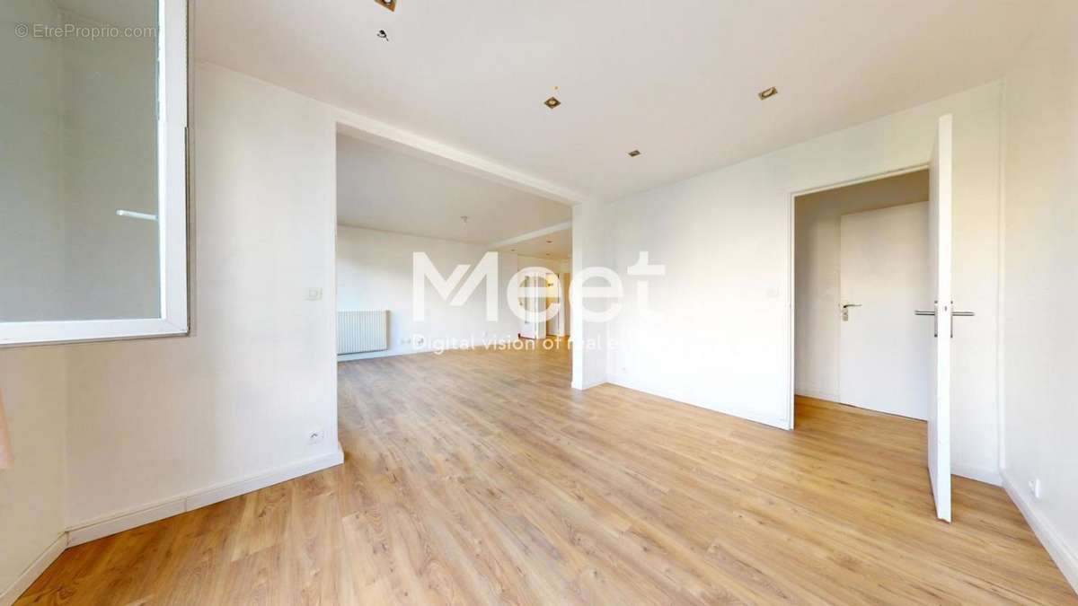 Appartement à VITRY-SUR-SEINE