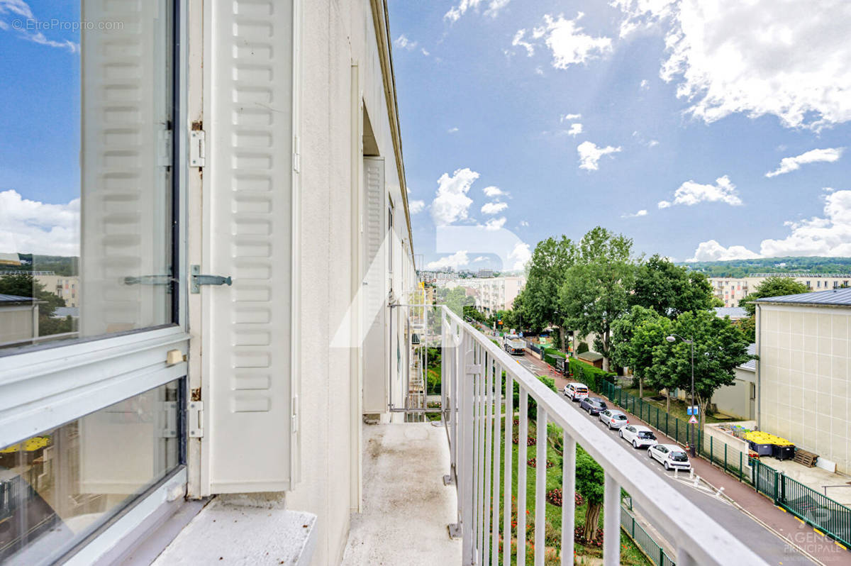 Appartement à RUEIL-MALMAISON