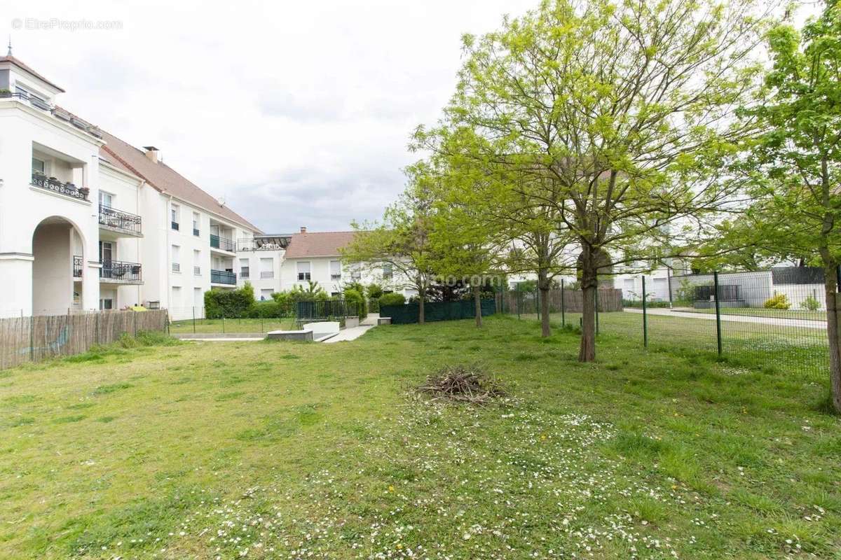 Appartement à MONTLHERY