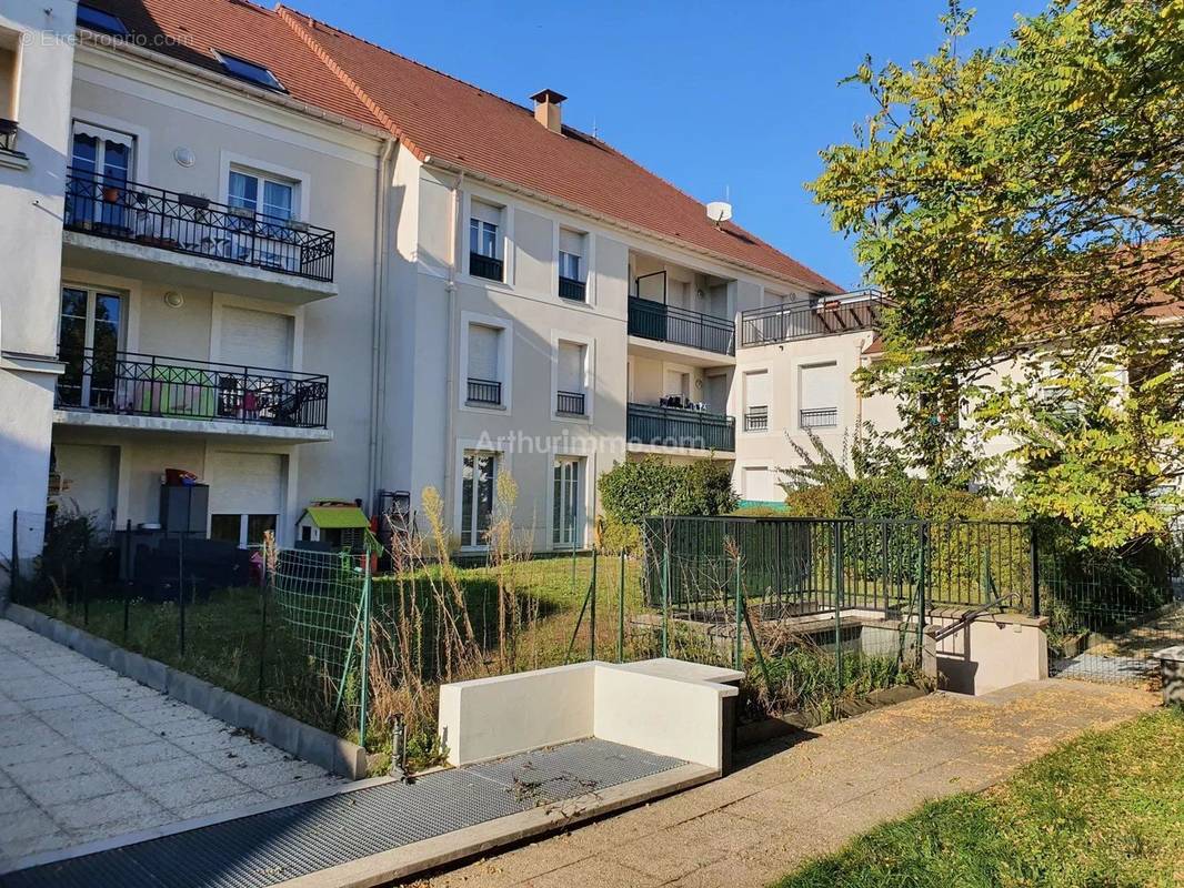 Appartement à MONTLHERY