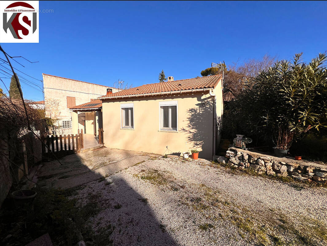 Maison à SEILLONS-SOURCE-D&#039;ARGENS