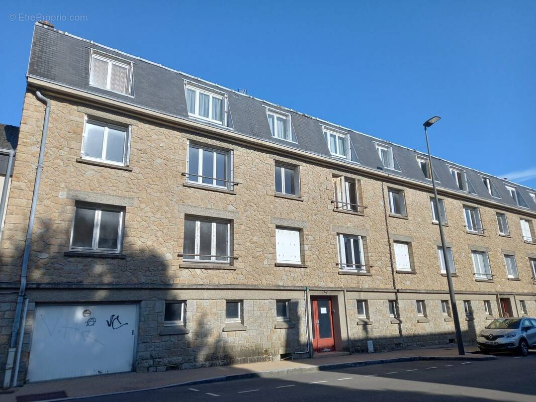 Appartement à FOUGERES