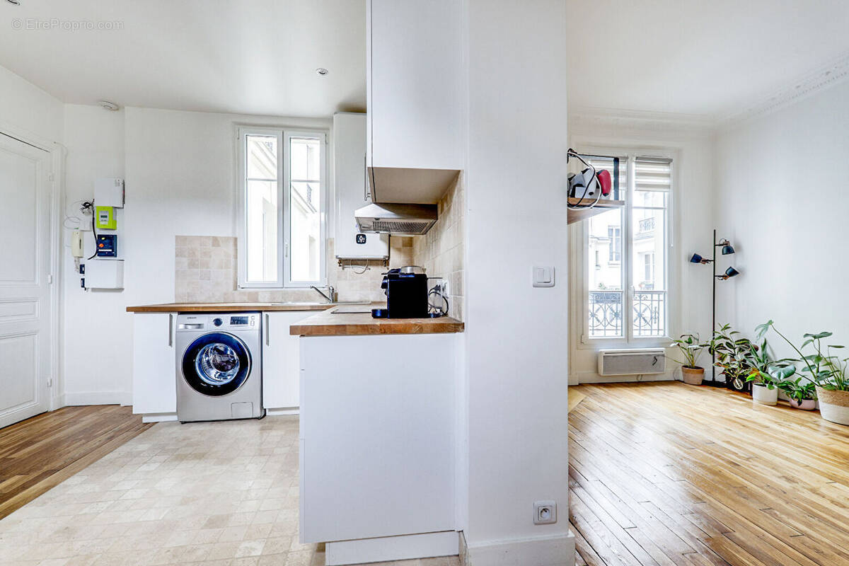 Appartement à PARIS-19E