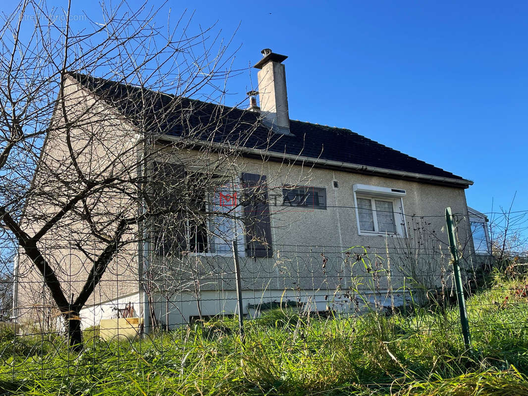 Maison à CERNEUX