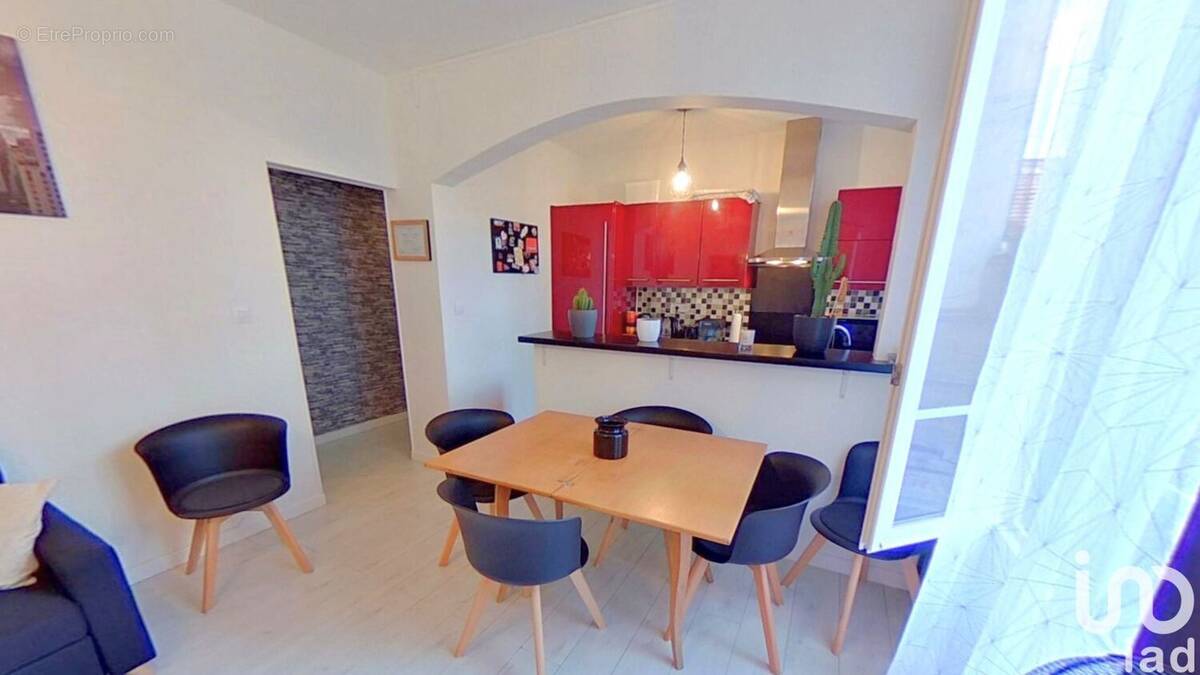 Photo 1 - Appartement à VILLENEUVE-LE-ROI