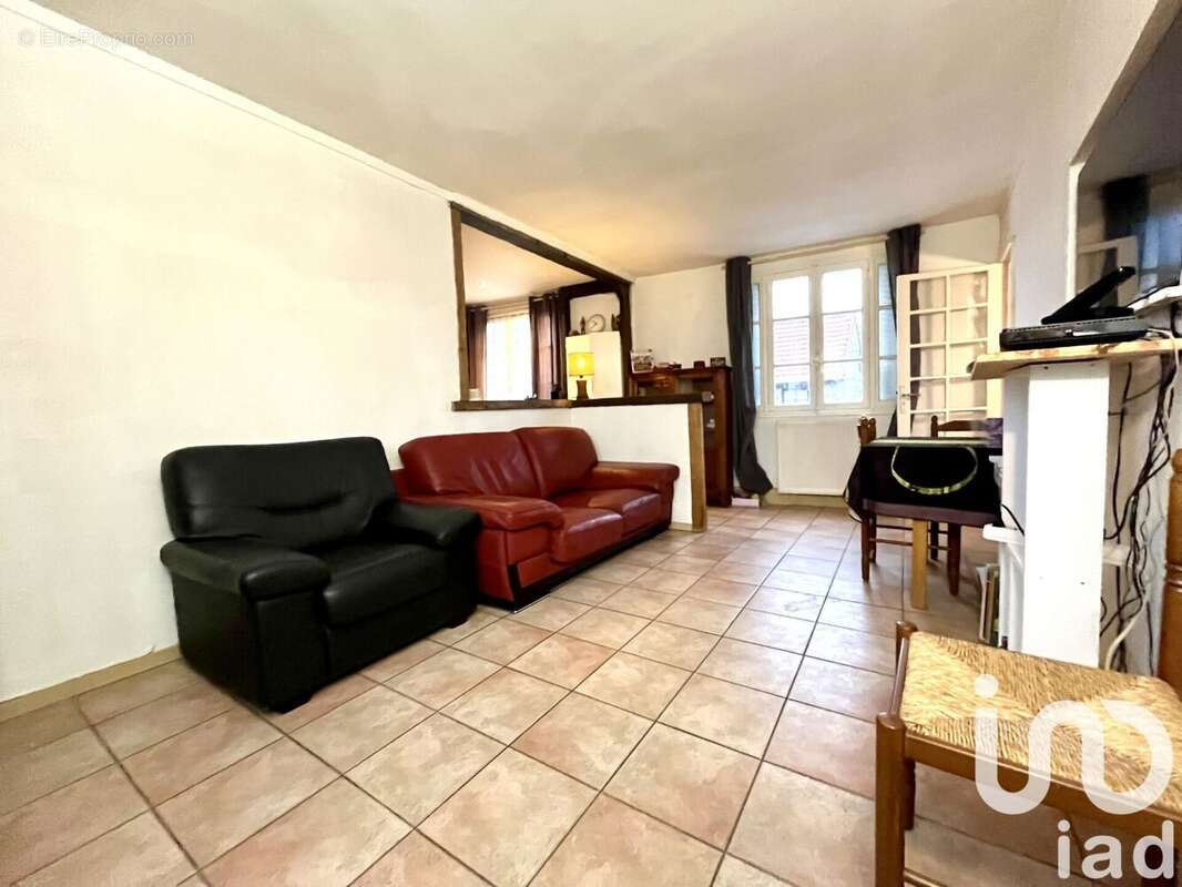 Photo 2 - Appartement à IVRY-SUR-SEINE