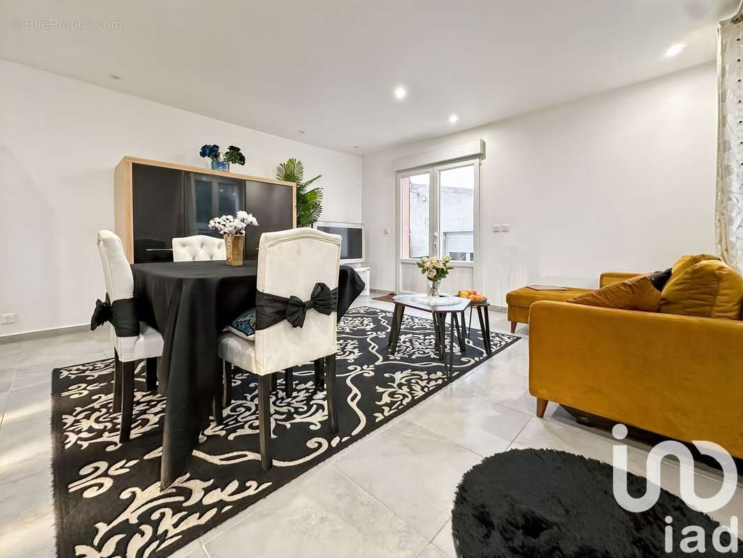 Photo 3 - Appartement à CLICHY-SOUS-BOIS