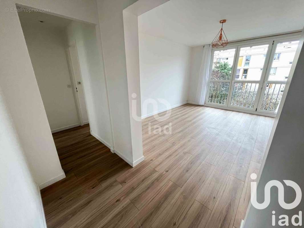 Photo 4 - Appartement à VITRY-SUR-SEINE