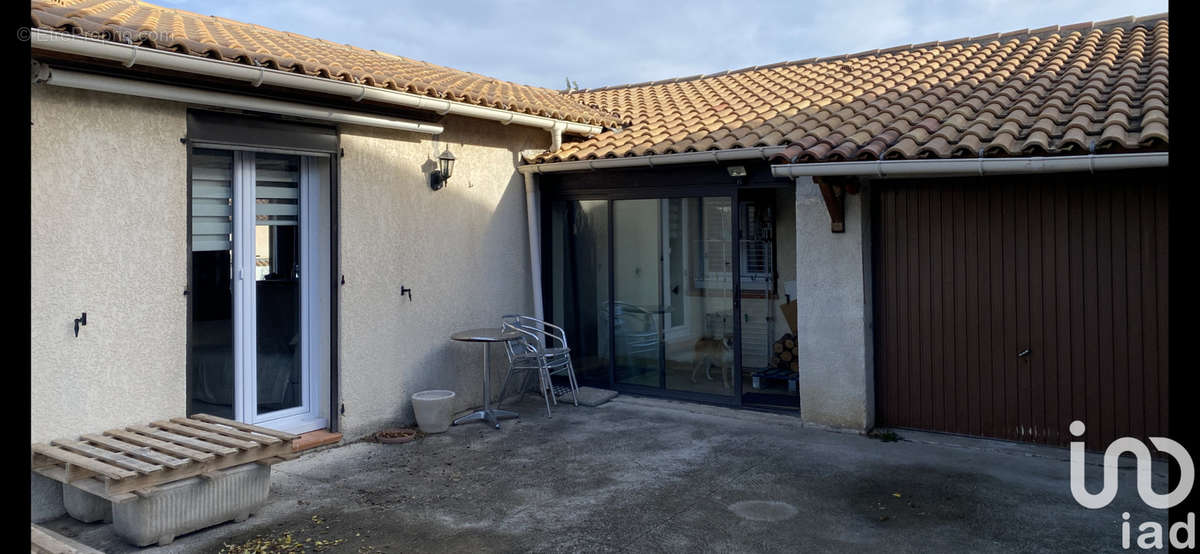 Photo 2 - Maison à TRETS