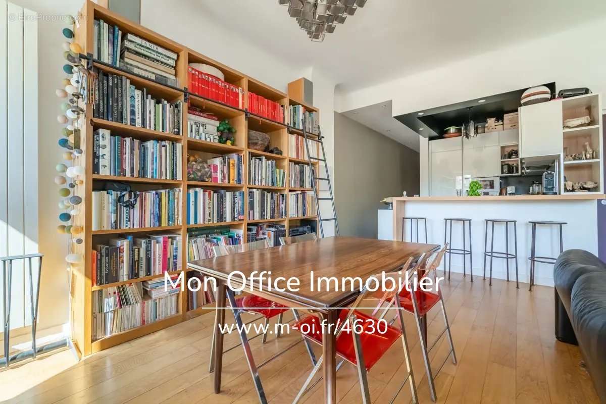 Appartement à MARSEILLE-1E