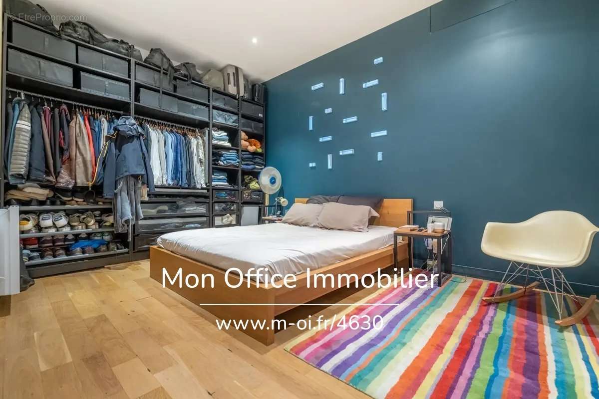 Appartement à MARSEILLE-1E