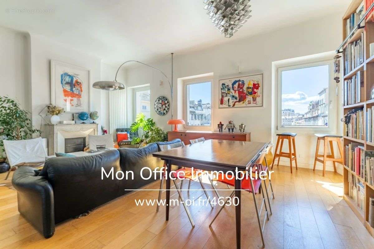 Appartement à MARSEILLE-1E