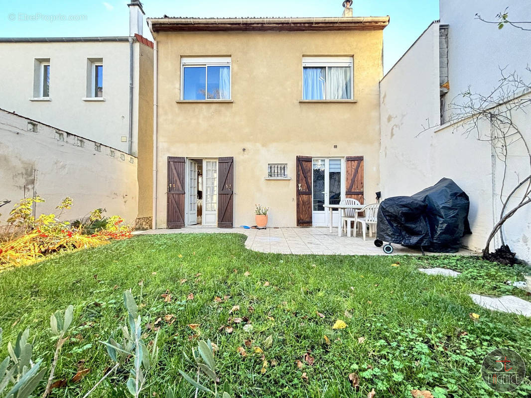 Maison à FONTENAY-SOUS-BOIS